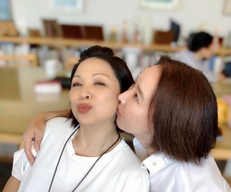 姜受延出殡 杨贵媚蔡明亮露面哀悼