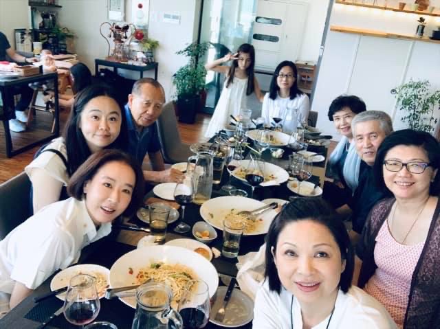 姜受延出殡 杨贵媚蔡明亮露面哀悼