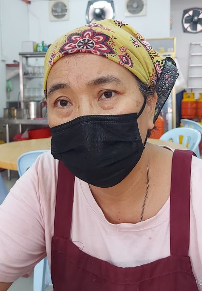 封面副文-大都会/肉鸡供应紧张,鸡饭贩见步行步/4图