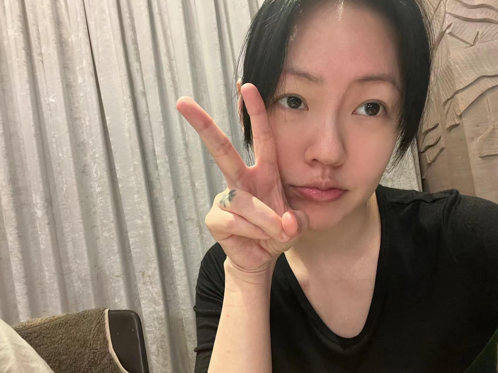 小S深夜突告白“我爱具先生” 网惊呆:又喝醉了?