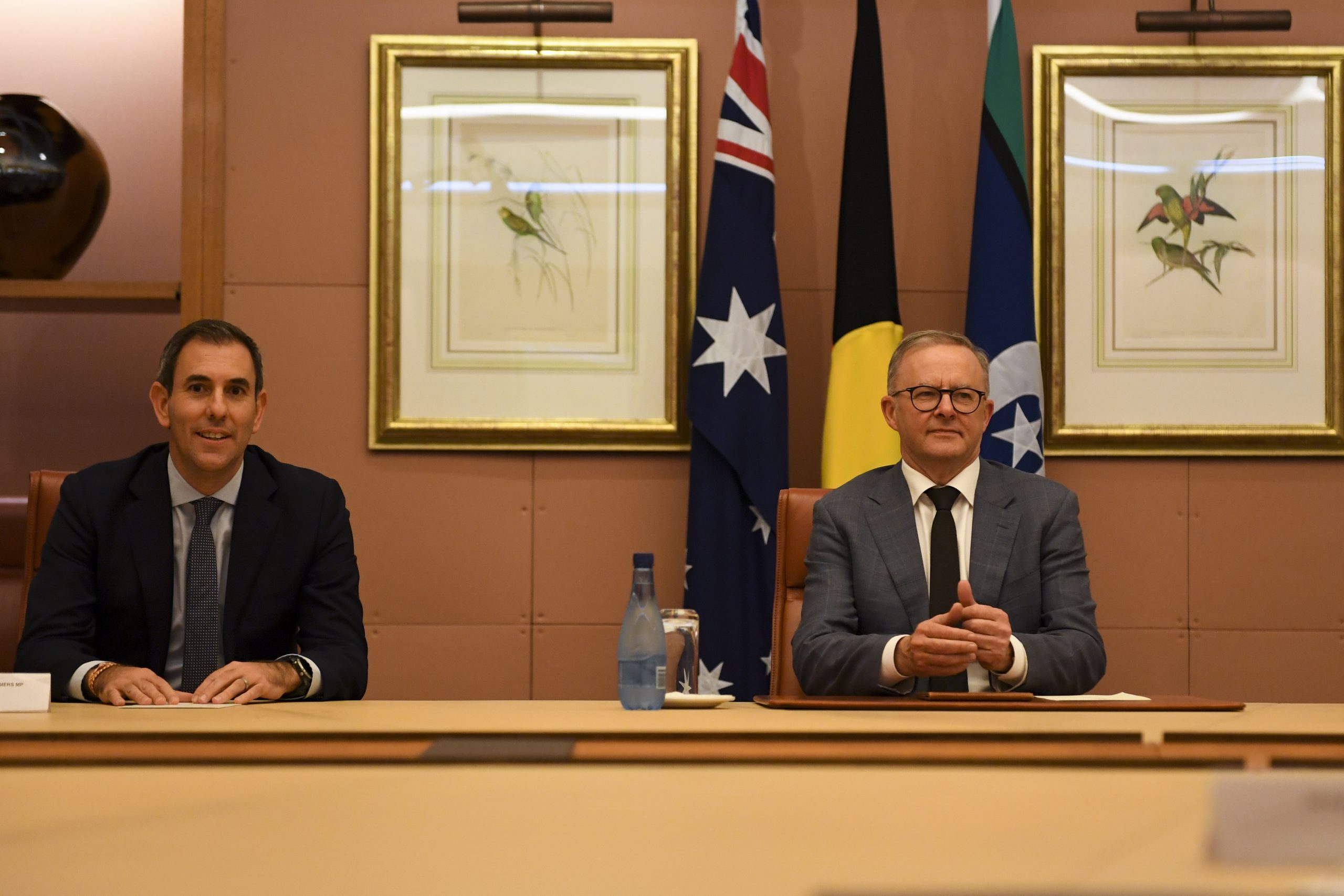 工党获得国会多数席位 阿尔巴尼斯将组多数派政府