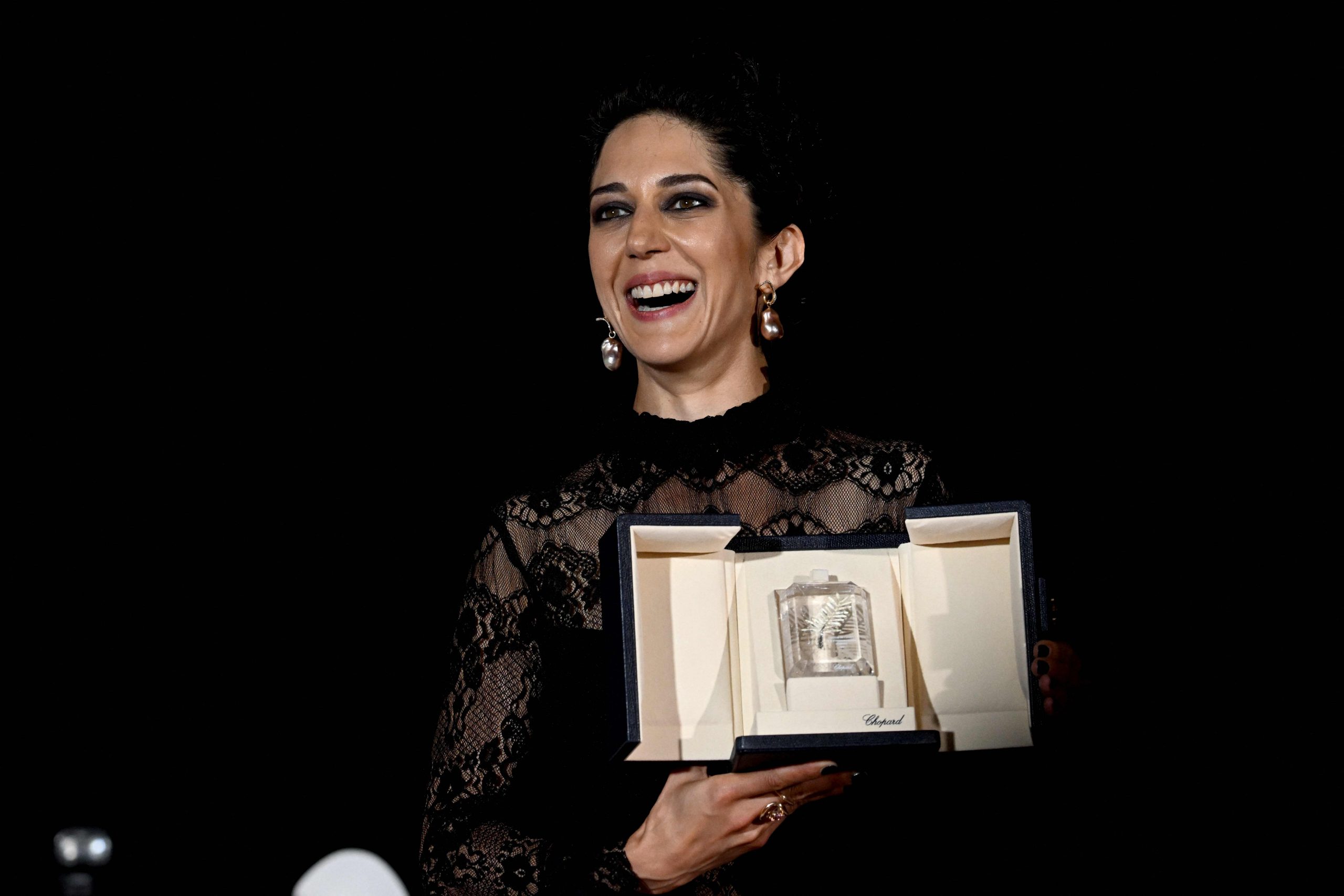 康城影展|宋康昊封帝成韩国第1人 朴赞郁夺最佳导演