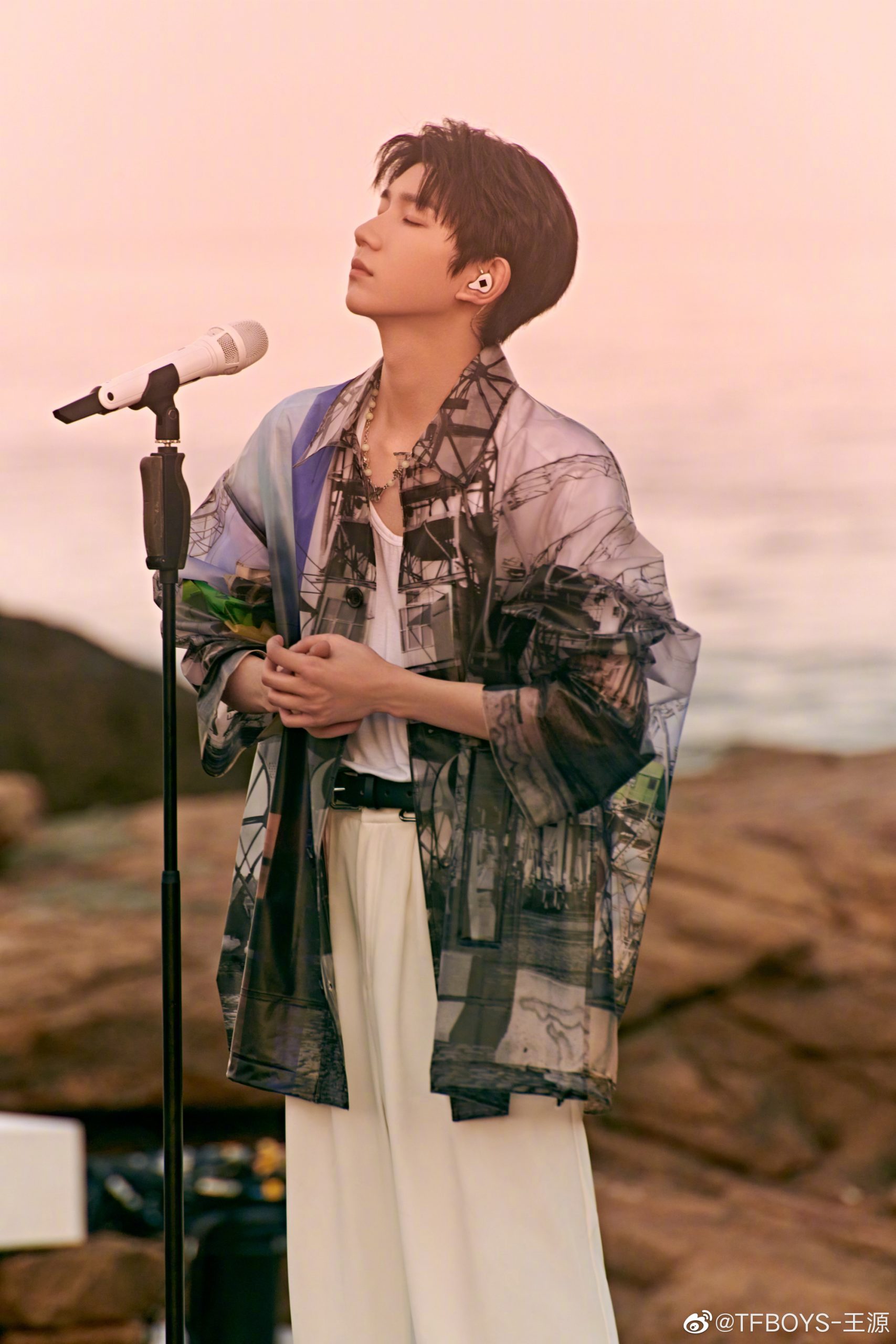 张智霖杀入《声生不息》　王源标准粤语火速登热搜