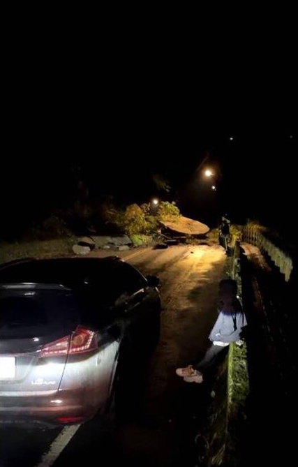 张震岳遇山崩巨石坠落 惊险逃离死神