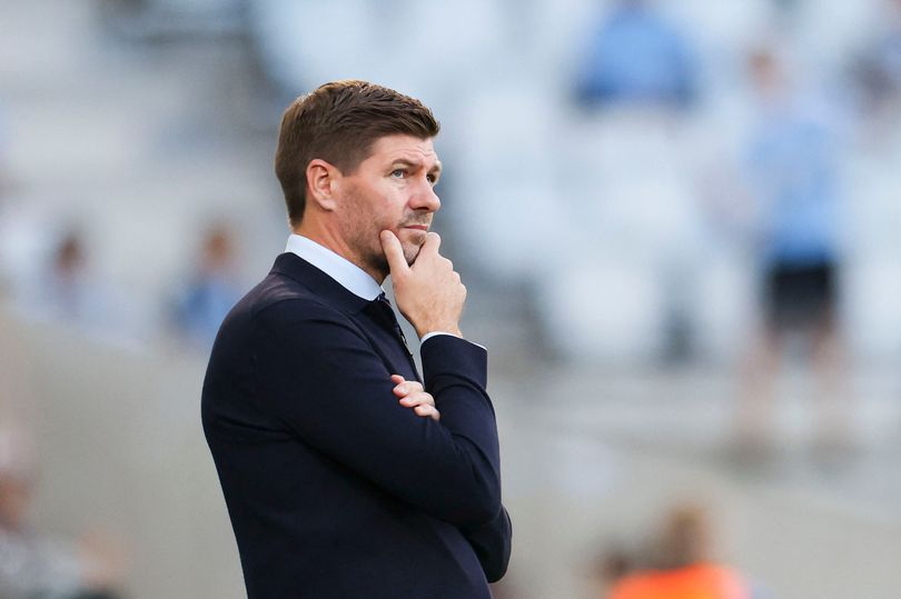 掌握英超冠军归属 杰拉德:不关我事