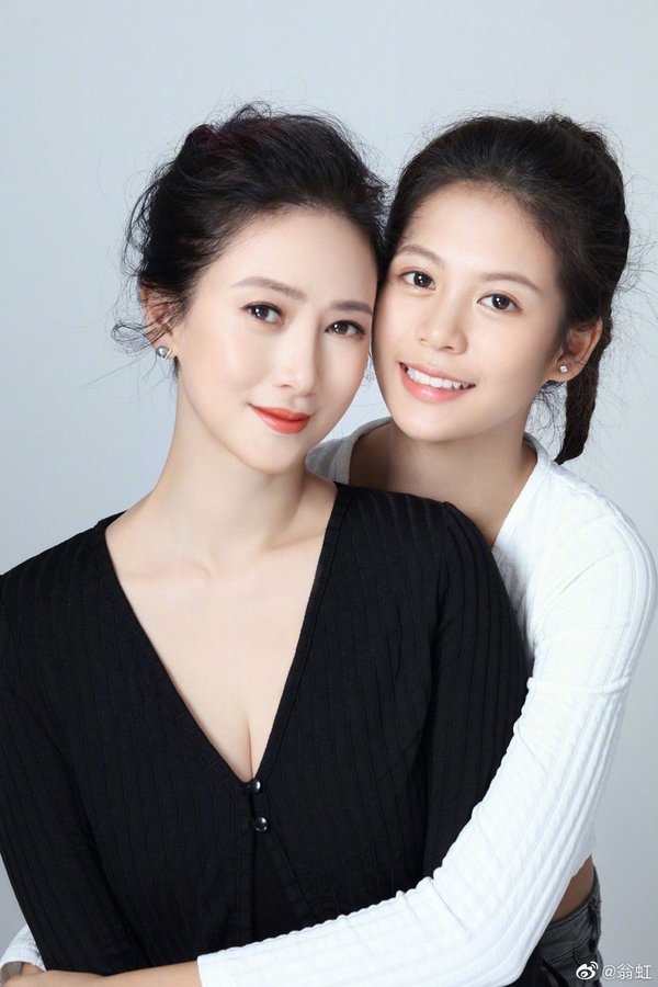 星二代︳翁虹女儿拍古装写真 网赞有灵气适合演公主