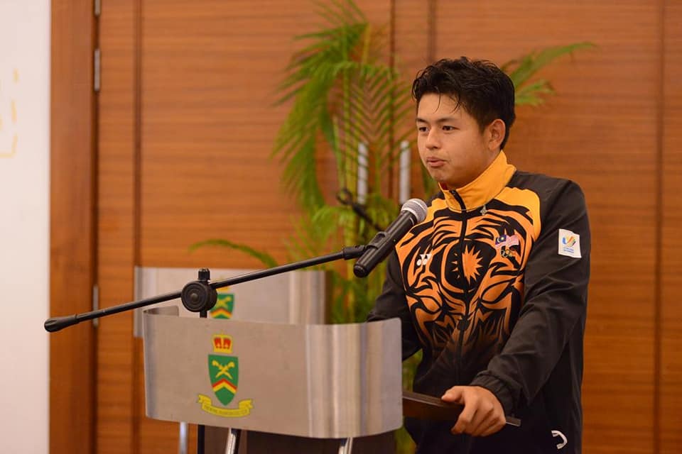 晋身职业高球手 曾儿涌盼挥进巴黎奥运