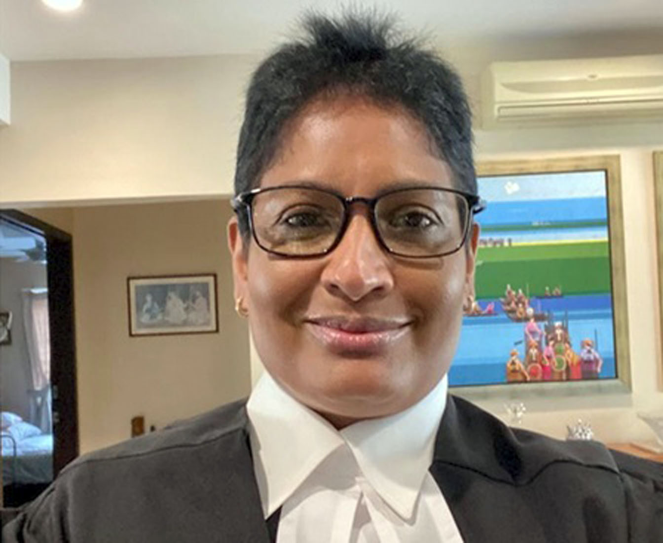 暖势力/ 60岁前世界银行首席法律顾问纳嘉瓦丽返回大马投身法律界