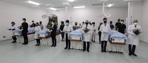 暖势力∕无语良师感恩会暨送殡仪式