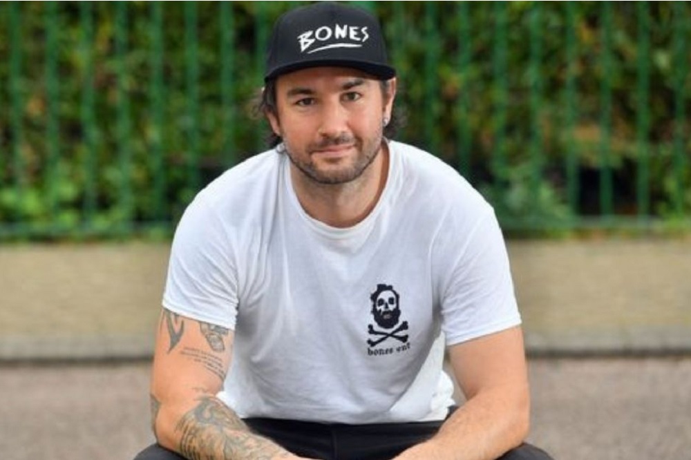 有钱就可以非礼人吗？ 老板不退款 5400餐费转女员工