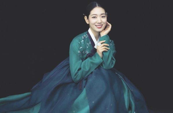 朴信惠升格当妈 经纪公司报喜:母子均安