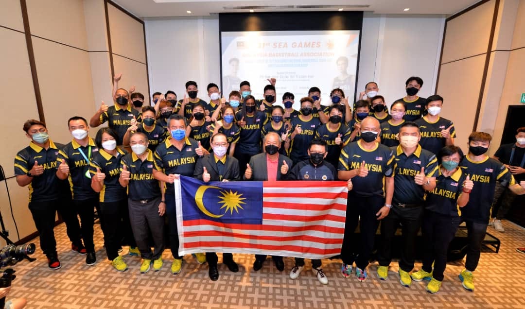 李典和:场上可能性更大 马篮盼东运三人赛夺银争金