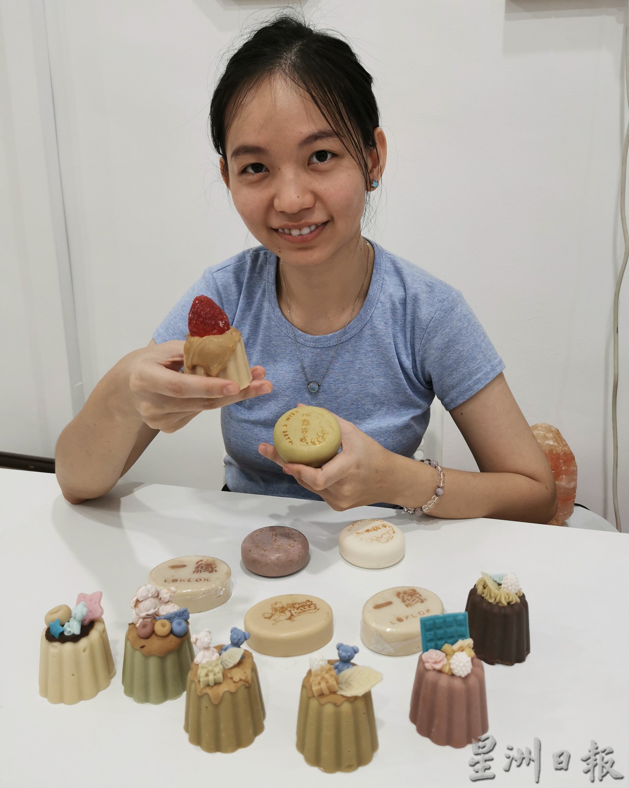柔:时尚记事簿(5月7日见报):在家制作回锅油肥皂经济又环保