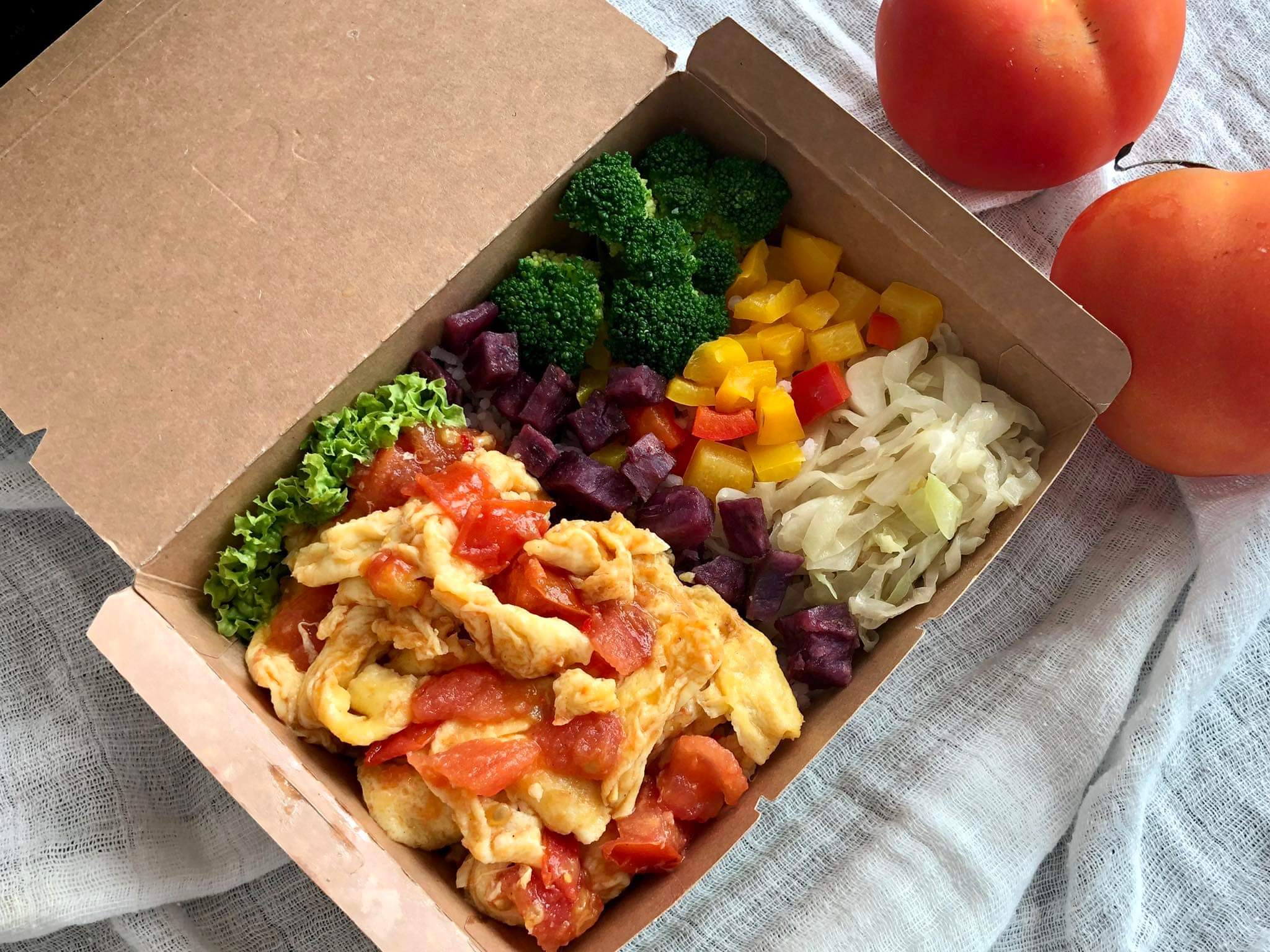 柔:时尚记事簿:(5月28日见报)疫情后轻食带动健康观念,健康餐盒令人胃口大开成饮食新趋势是