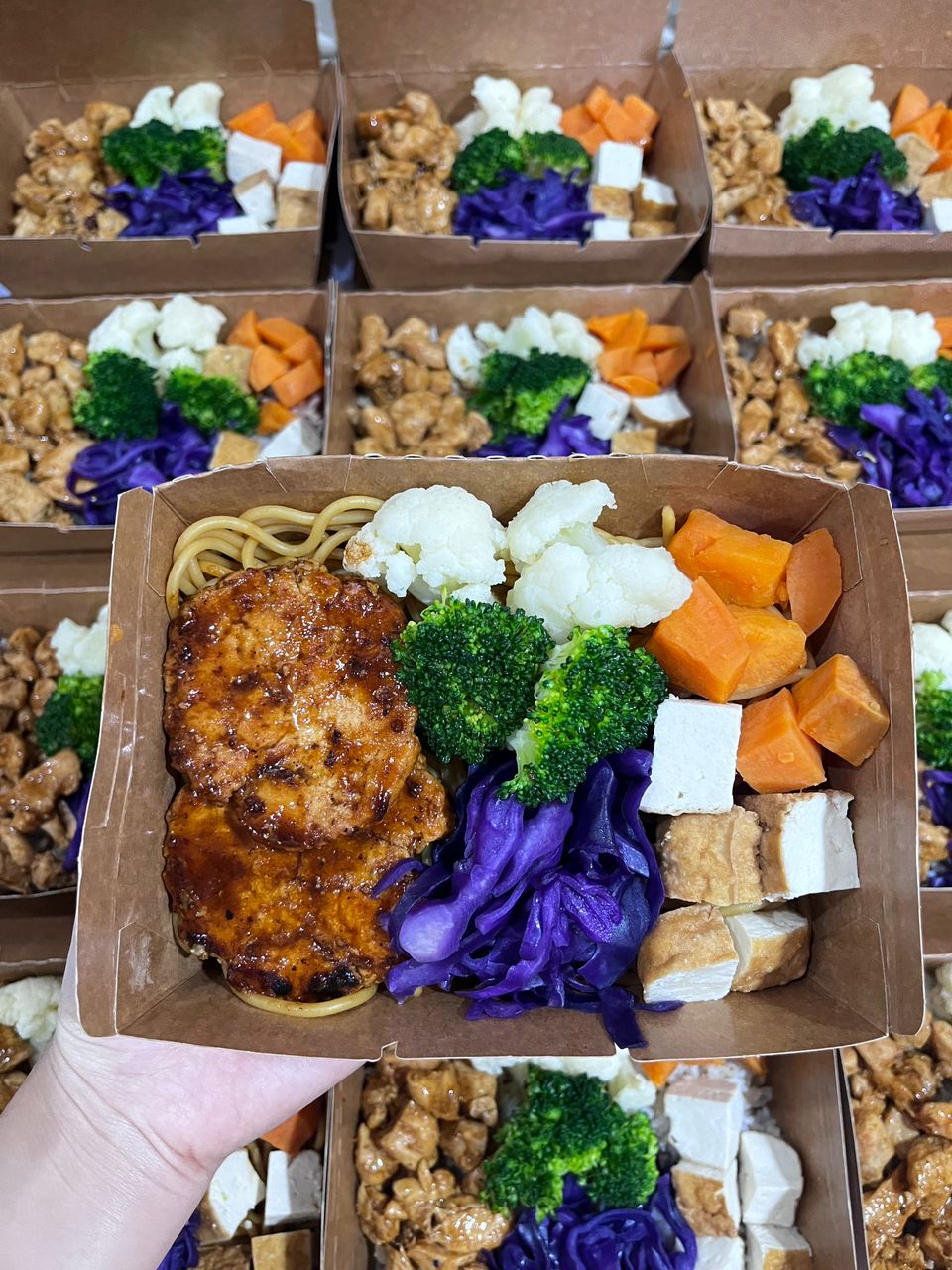 柔:时尚记事簿:(5月28日见报)疫情后轻食带动健康观念,健康餐盒令人胃口大开成饮食新趋势是