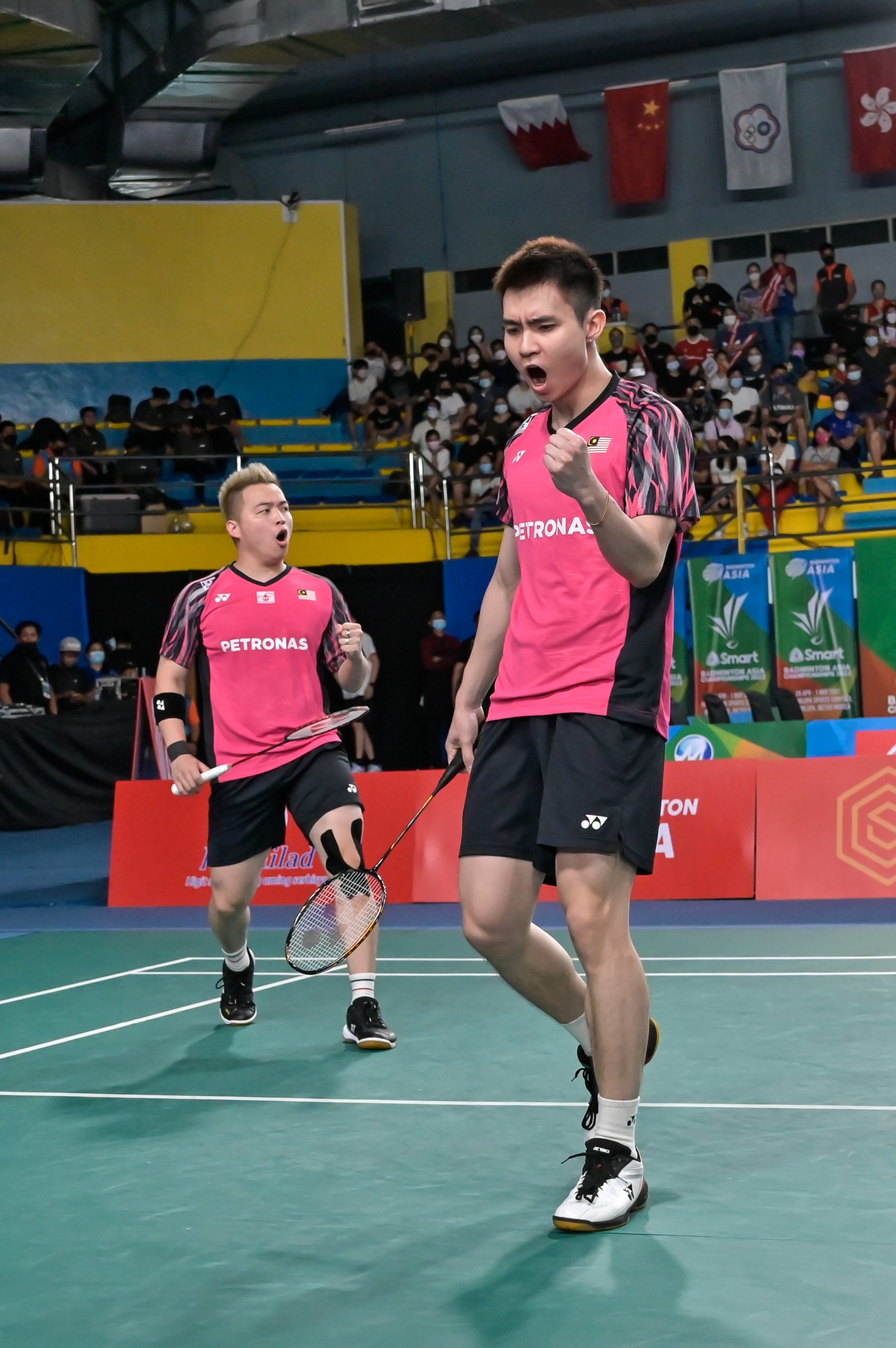 汤杯| 男双听“The Nights”激励  伟译盼舅舅忠言助力