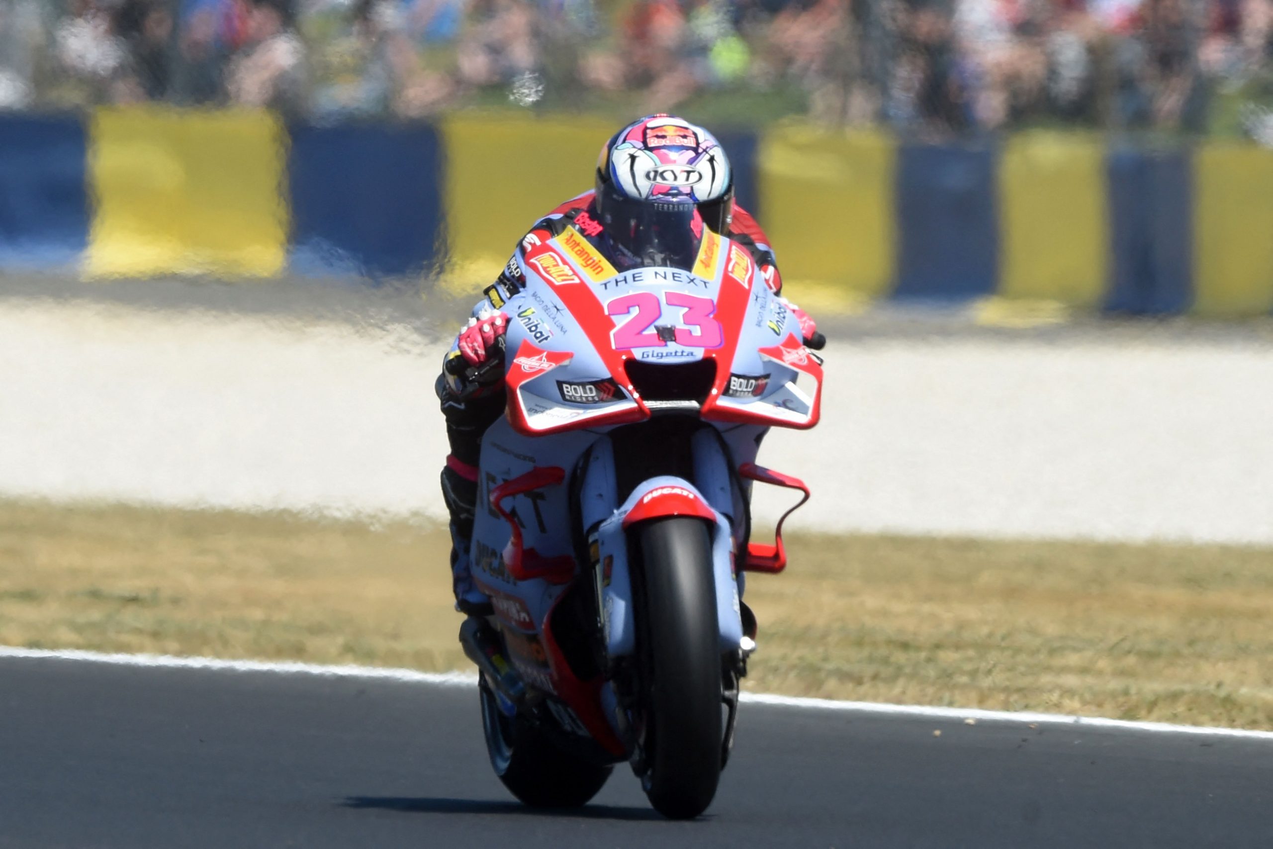 法国站世界摩托车大赛  巴斯迪亚尼尼首练无敌