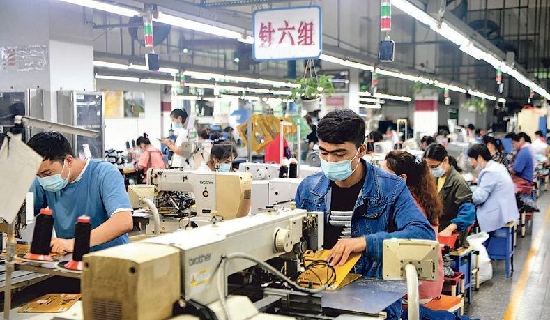 清华教授:“清零须保产业链 吁集中工人 边隔离边生产