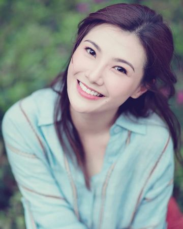 港版《华灯初上》佛山开拍  邓伊婷确诊赵硕之顶替