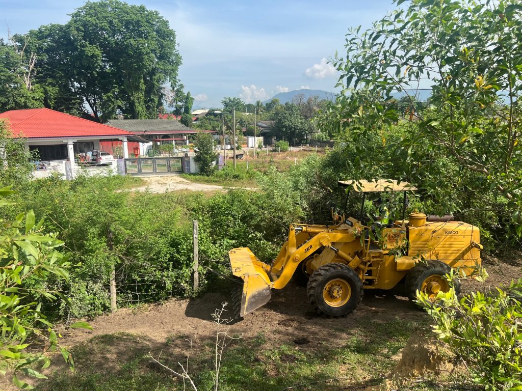 牙也县议会不再妥协 出动神手拆除非法牛棚