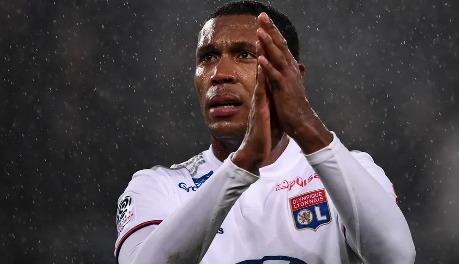 球员遭下放二队原因令人莞尔 更衣室内不停放屁大笑