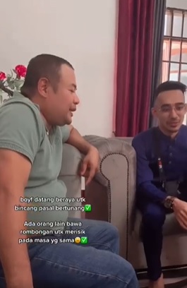 男友和另亲友同日上门提亲 女子一家好尴尬!