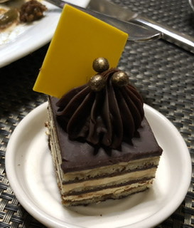 男子征婚附年薪36万薪水单 “孤儿是我的缺点”