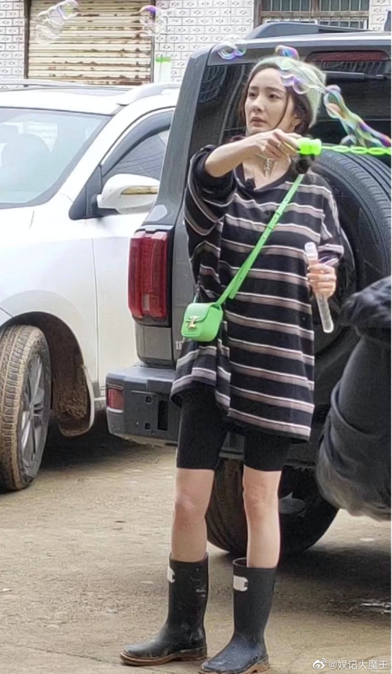 白天睡帐篷晚上住酒店？ 《花少4》被曝全员作秀