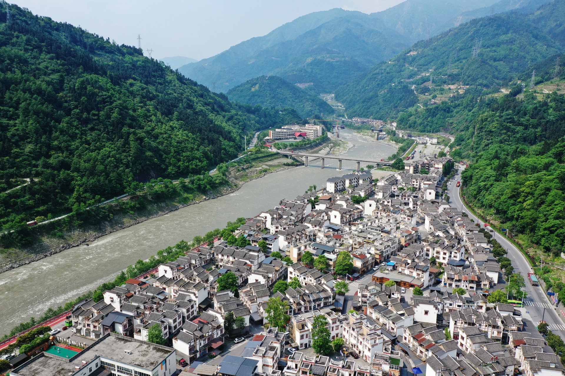 看世界主照)汶川地震14年|多间官媒发文纪念 “猪坚强”标本在博物馆展出