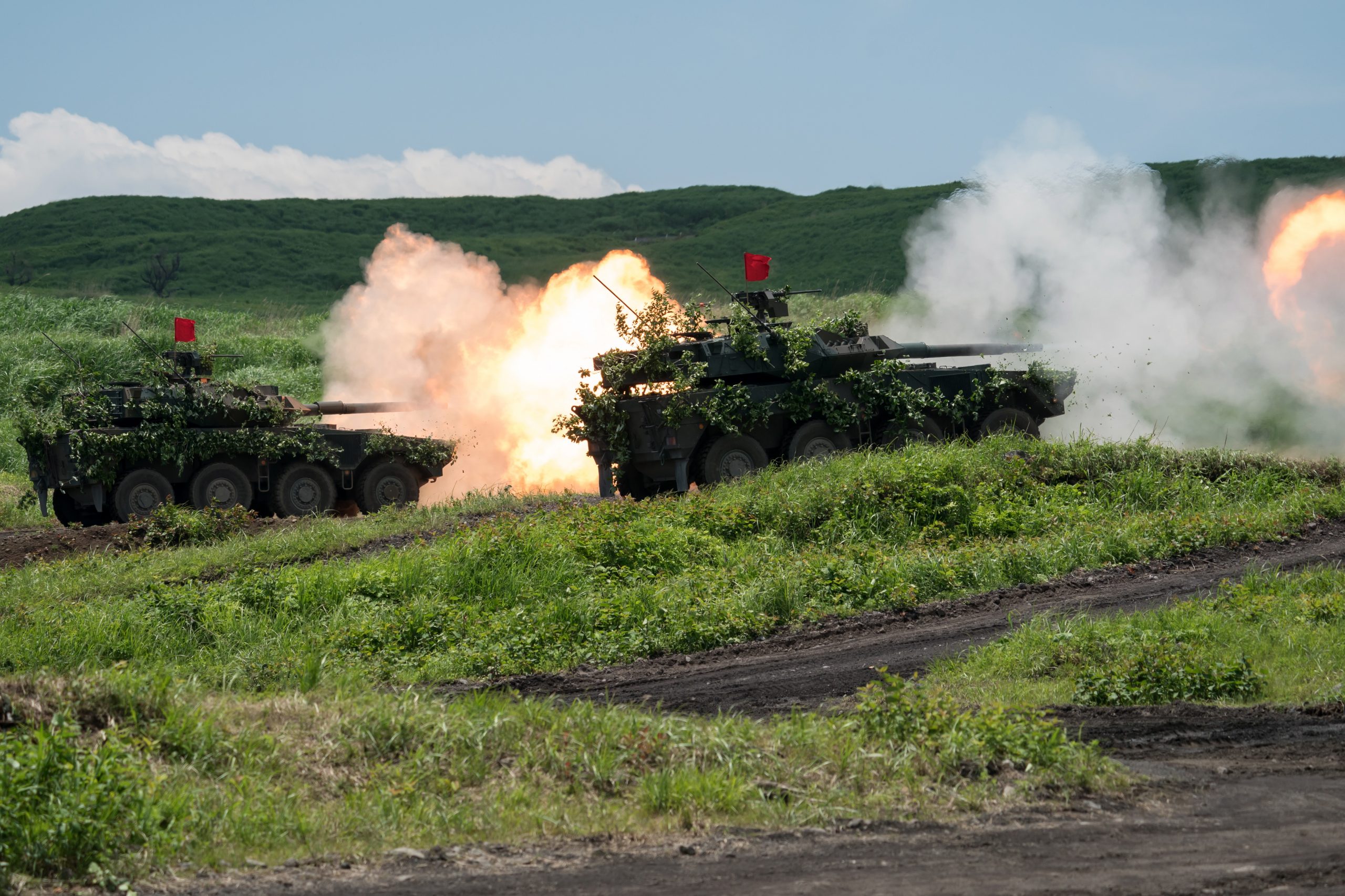 看世界/日本年度富士综合火力演习 鱼鹰机首度参与