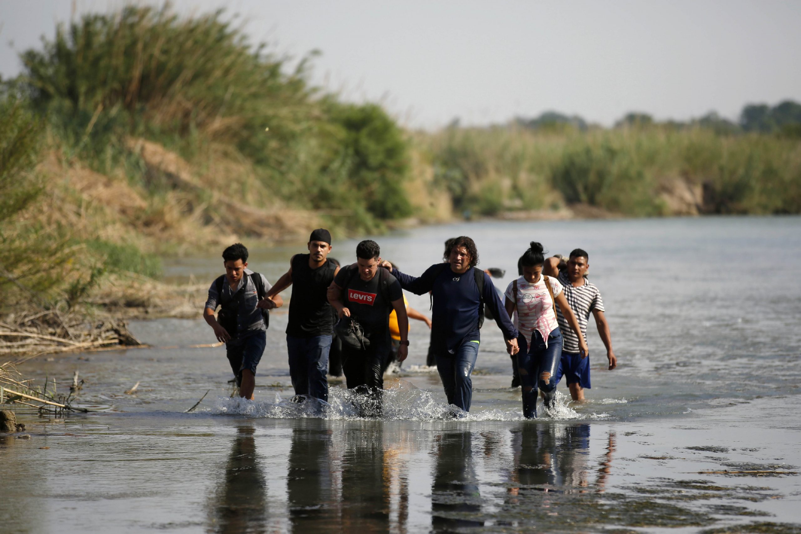 看世界/美法官发禁令 阻拜登政府取消非法移民驱逐令