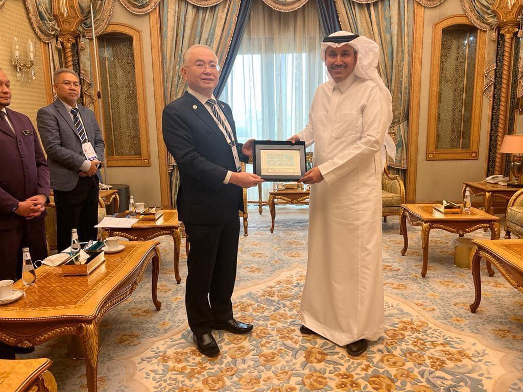 综合改写/魏家祥与外国交长交流