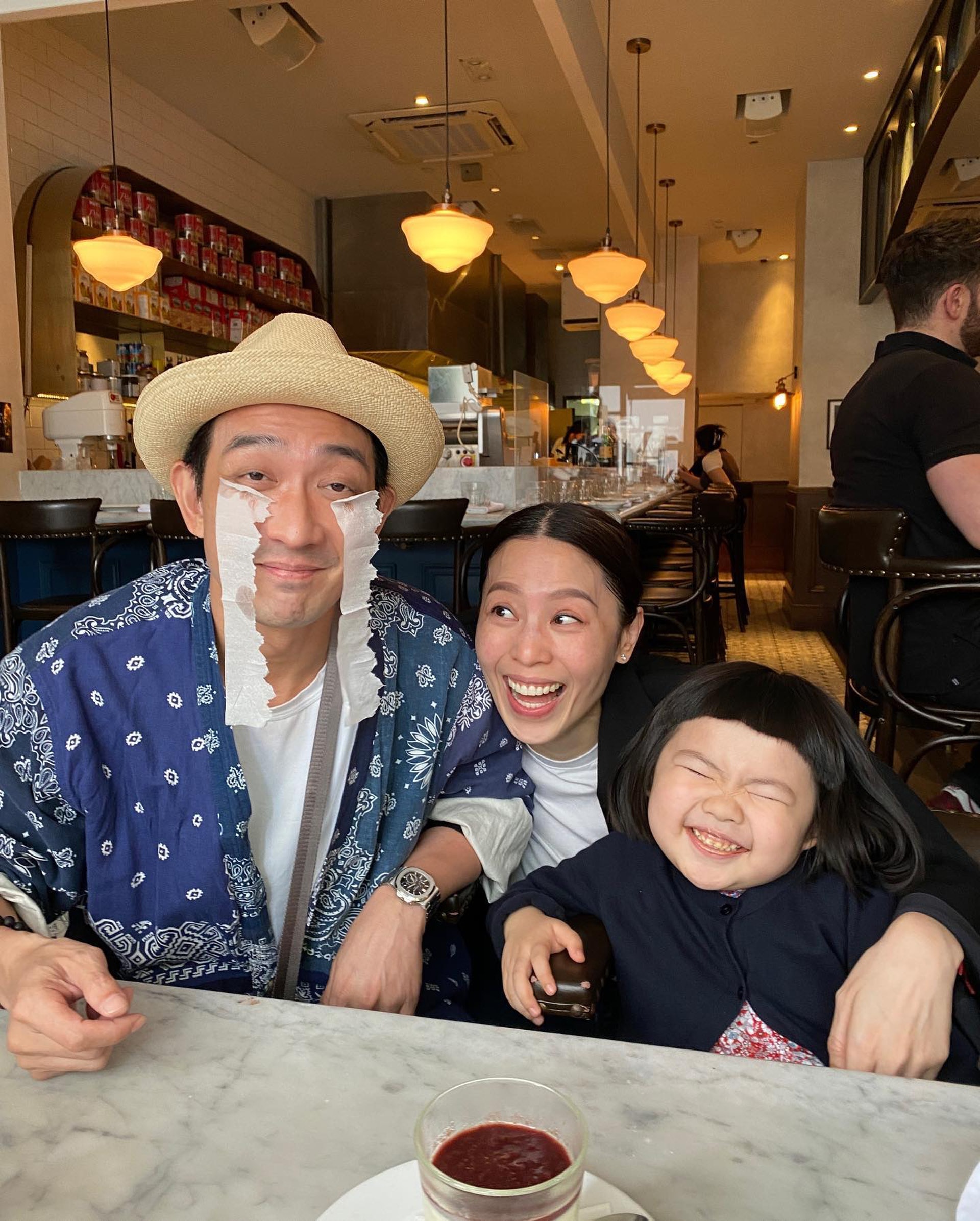  网批把Lucy李元元当摇钱树　李璨琛太太高EQ回应	