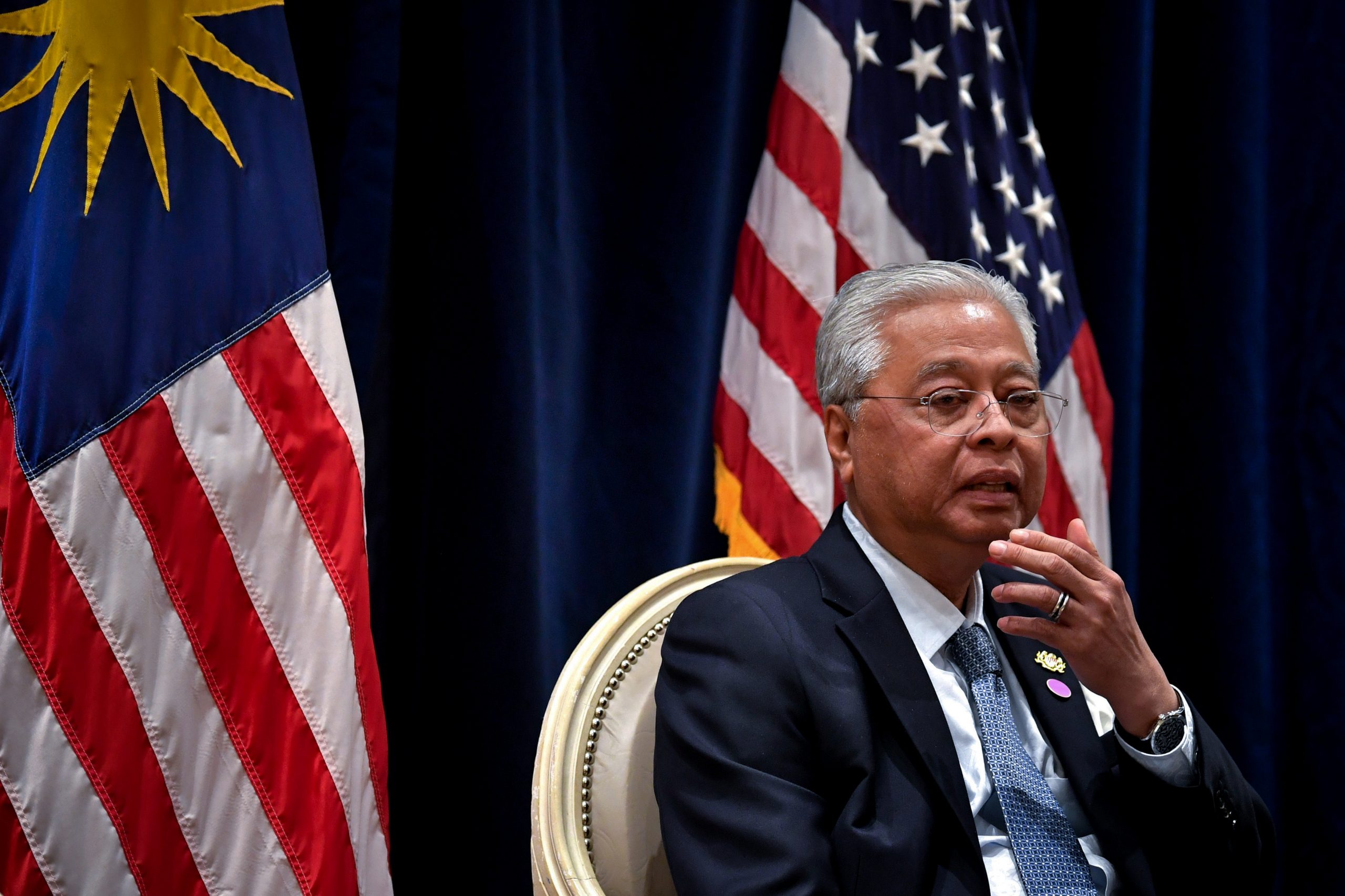 美国应善用影响力解决俄乌危机·依斯迈:战争波及全球通货膨胀