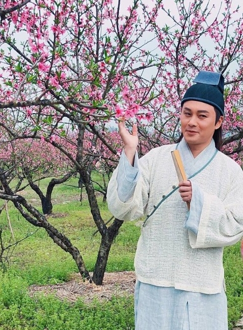 致敬《皆大欢喜》？  薛家燕贺岁剧斗气3媳妇