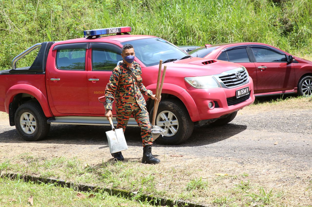 苏古山2女失踪|发现部分衣服碎片 不排除失踪者衣物