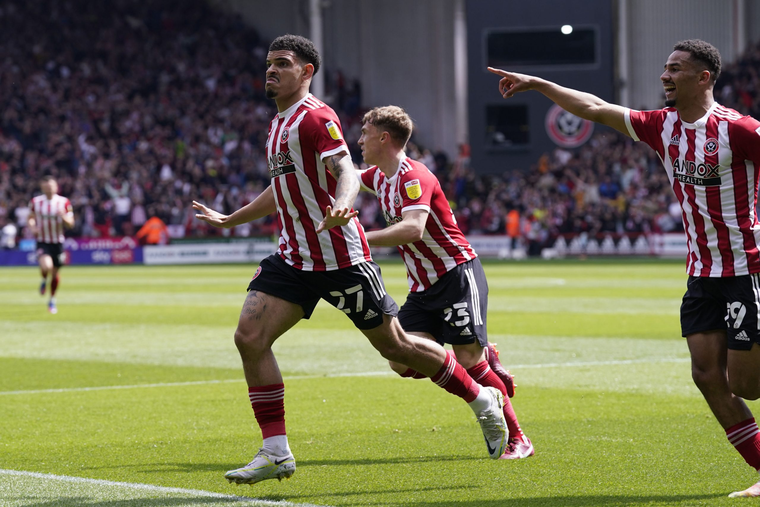 英冠联赛大结局|刀锋（卢顿）闯附加赛末班车