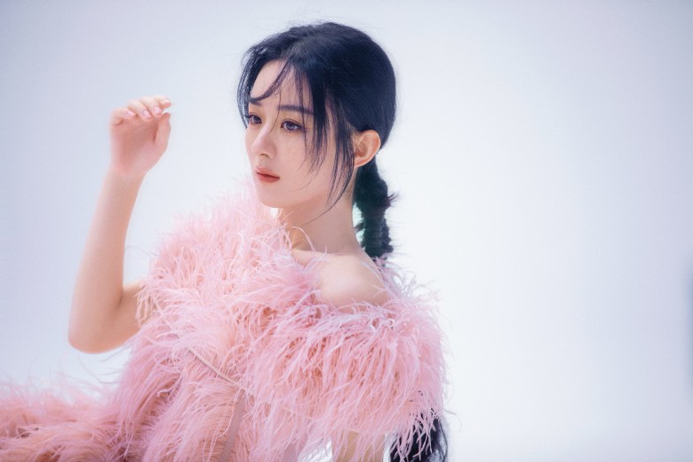 赵丽颖《与凤行》被批走回头路 林更新“枱底交易”爆冷跑出?