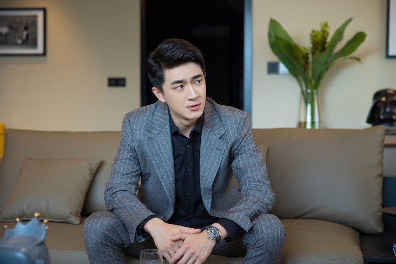 赵丽颖《与凤行》被批走回头路 林更新“枱底交易”爆冷跑出?