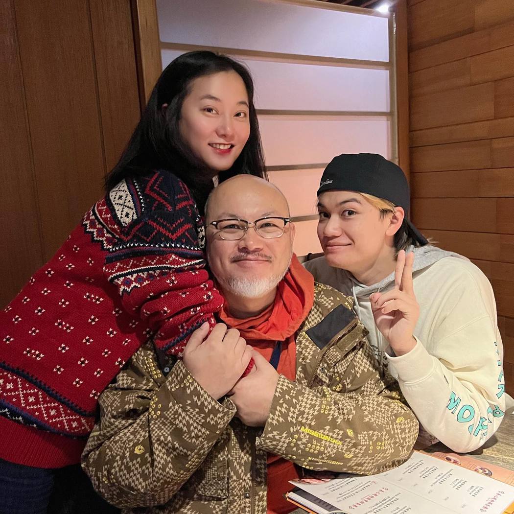 赵小侨熬过胎停阴霾 挺肚宣布怀孕喜讯