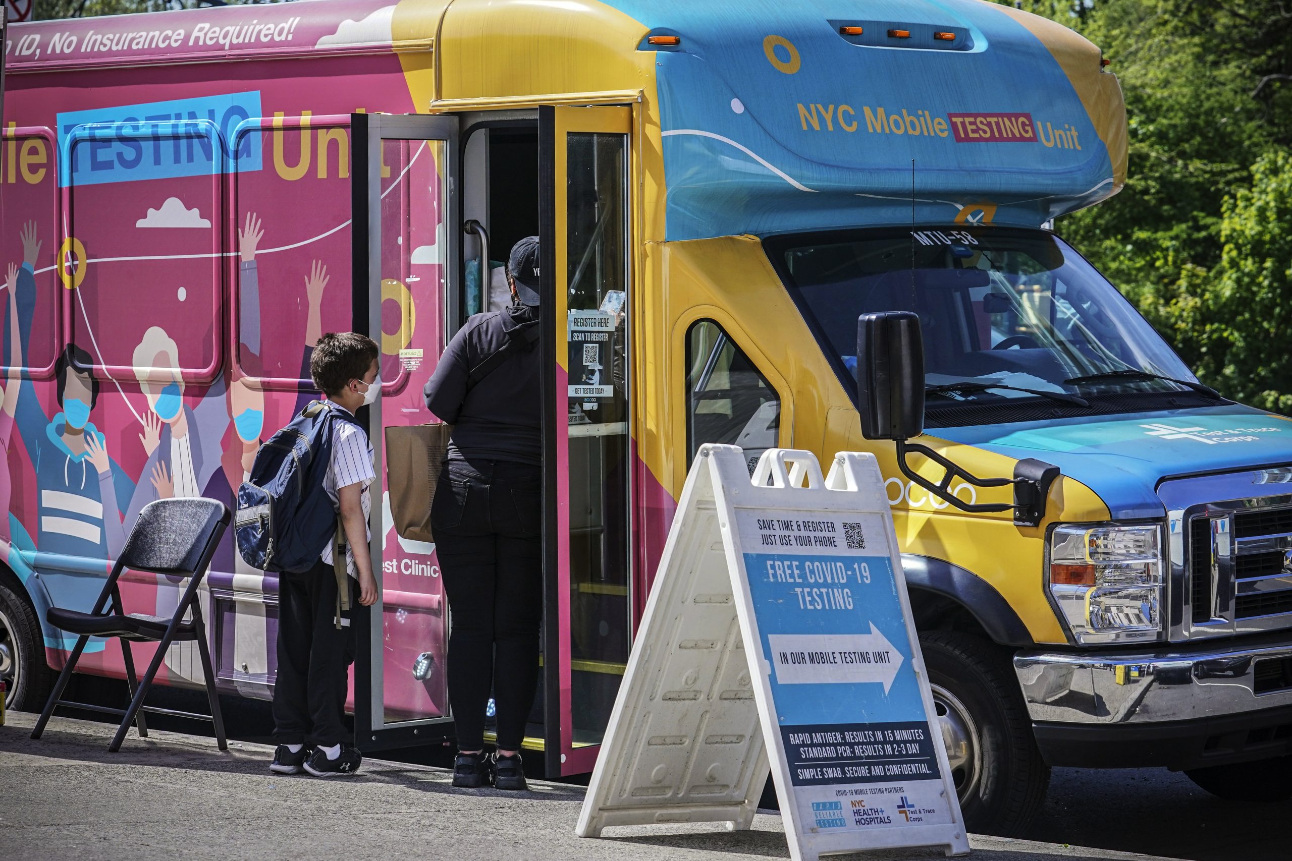 遏止传播!美国纽约市官员:建议室内公共场所再次戴上口罩