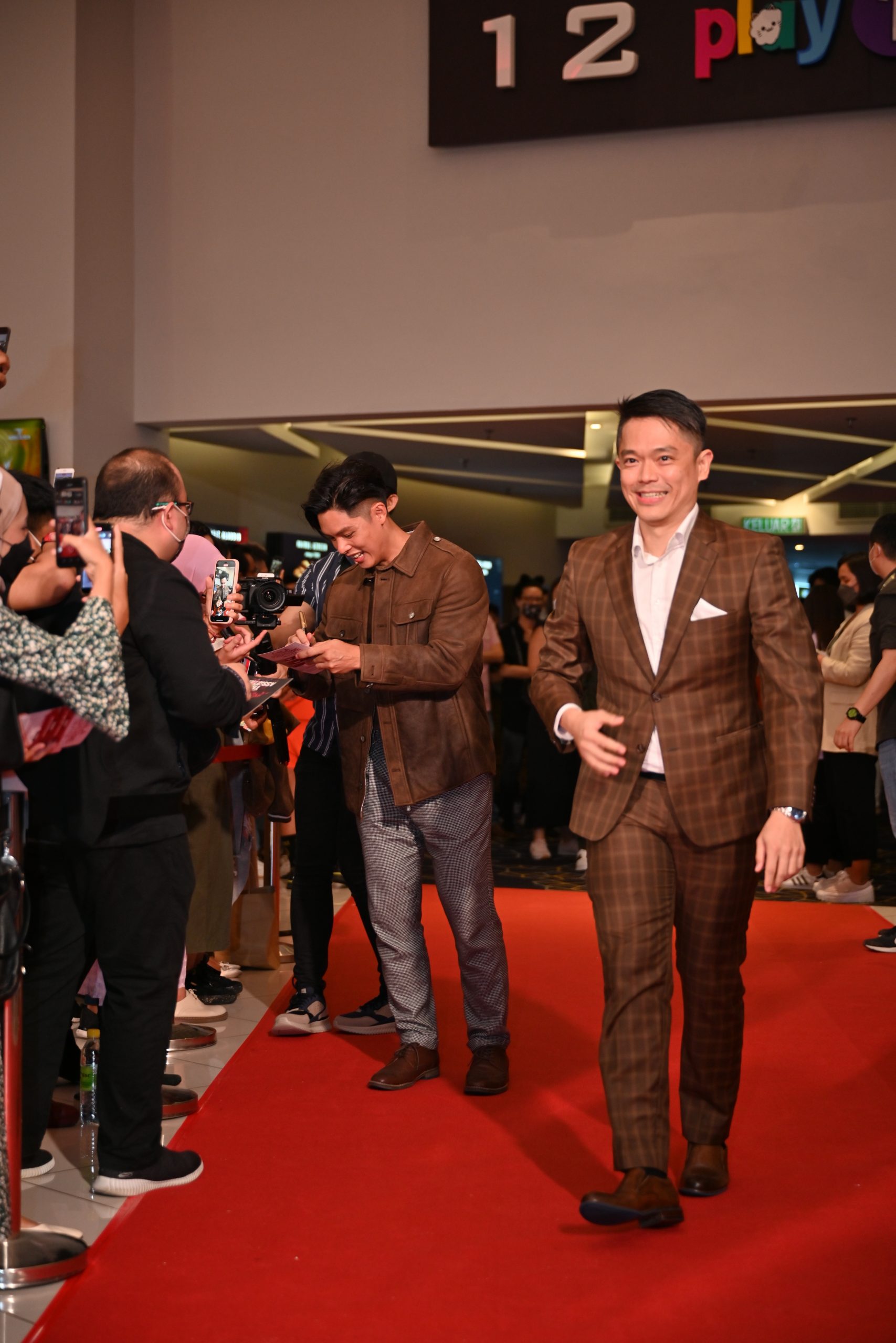 郑建国无惧好莱坞2大片夹攻《The Assistant》留伏笔等拍续集