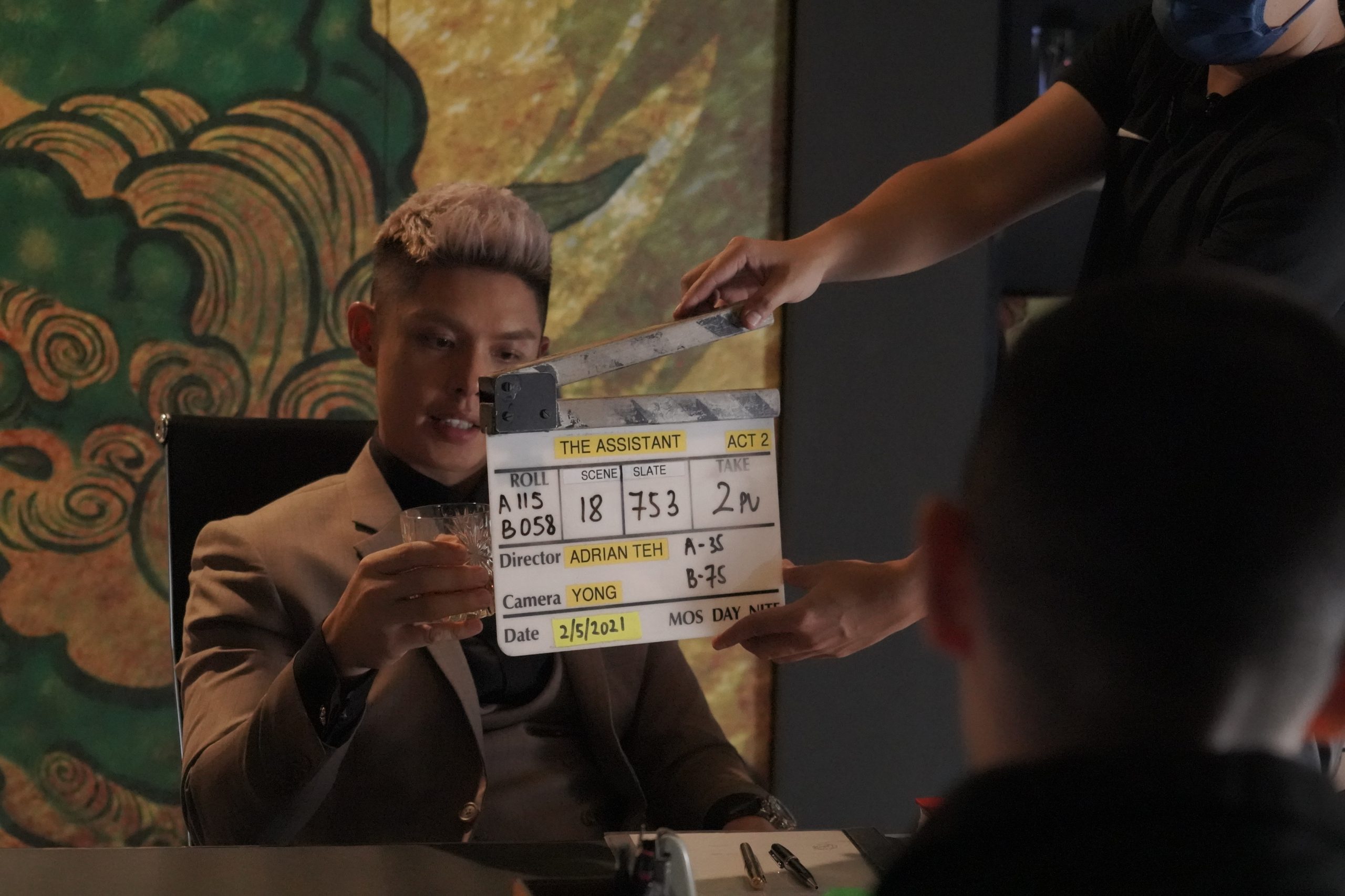 郑建国无惧好莱坞2大片夹攻《The Assistant》留伏笔等拍续集