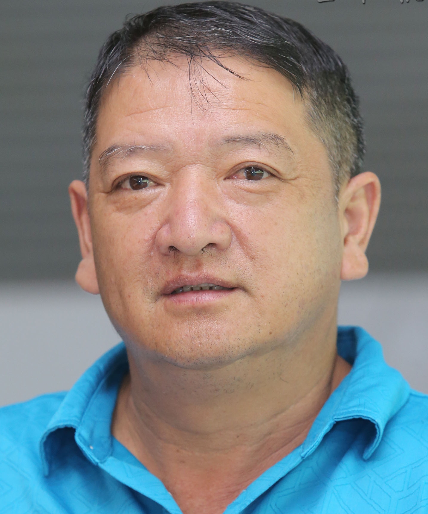 金马仑自采客太多 草莓生长速度追不上
