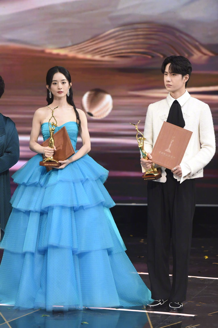 金鹰奖取消“人气奖”!王一博赵丽颖成最后一届得主