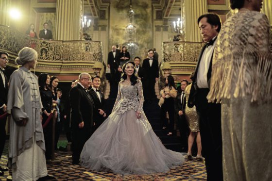 陈头头/《Everything Everywhere All at Once》让你妈妈摇一下