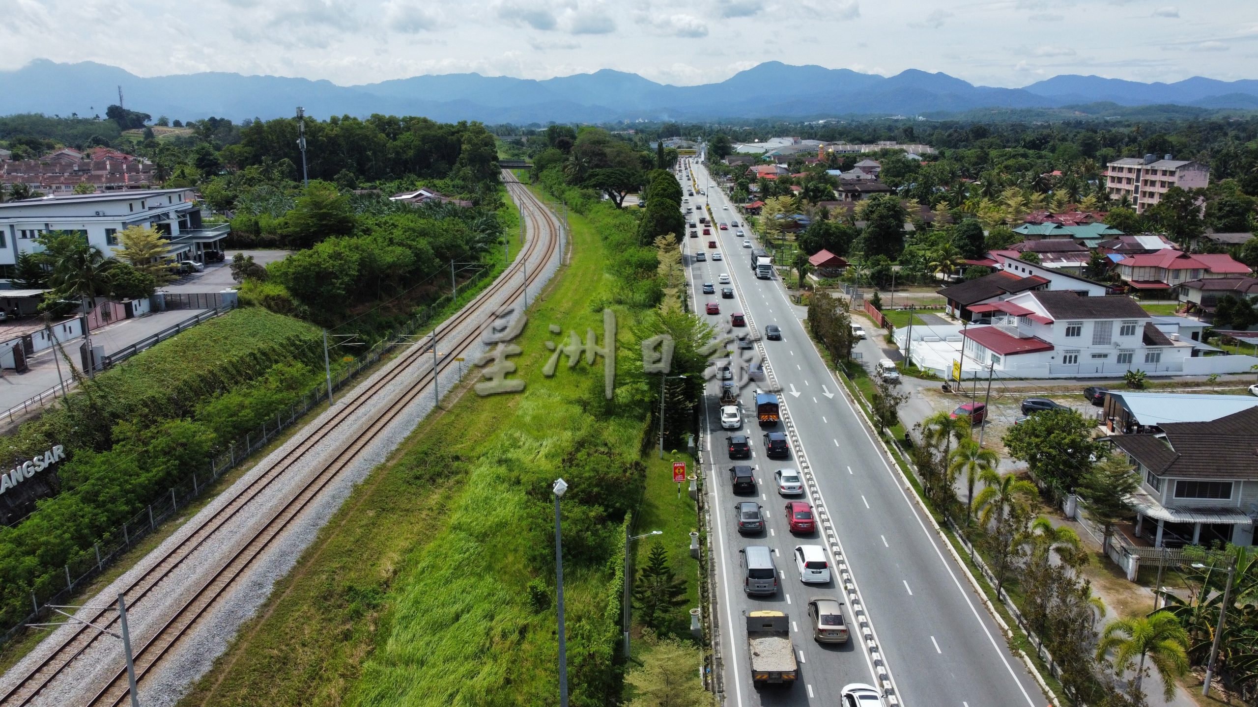 霹/开斋节江沙特别热闹 太平路阻塞