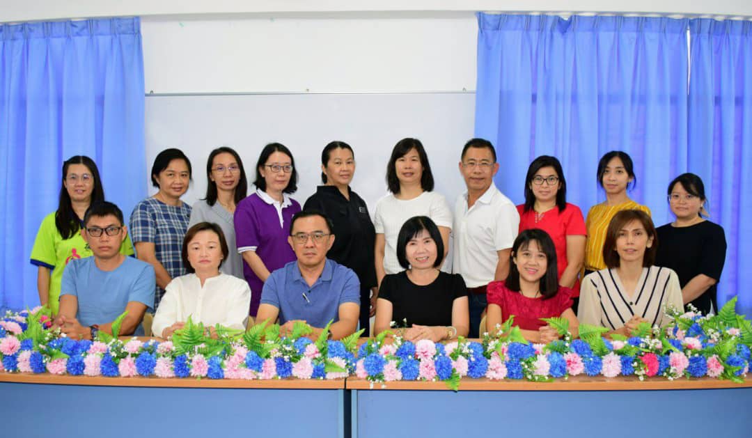 霹/边头/培南华中新届家协理事出炉 郑国强出任主席