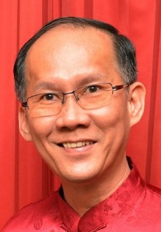 霹:封面主文/食肆疫情以来最热爆 游客排队一两个小时也要吃!