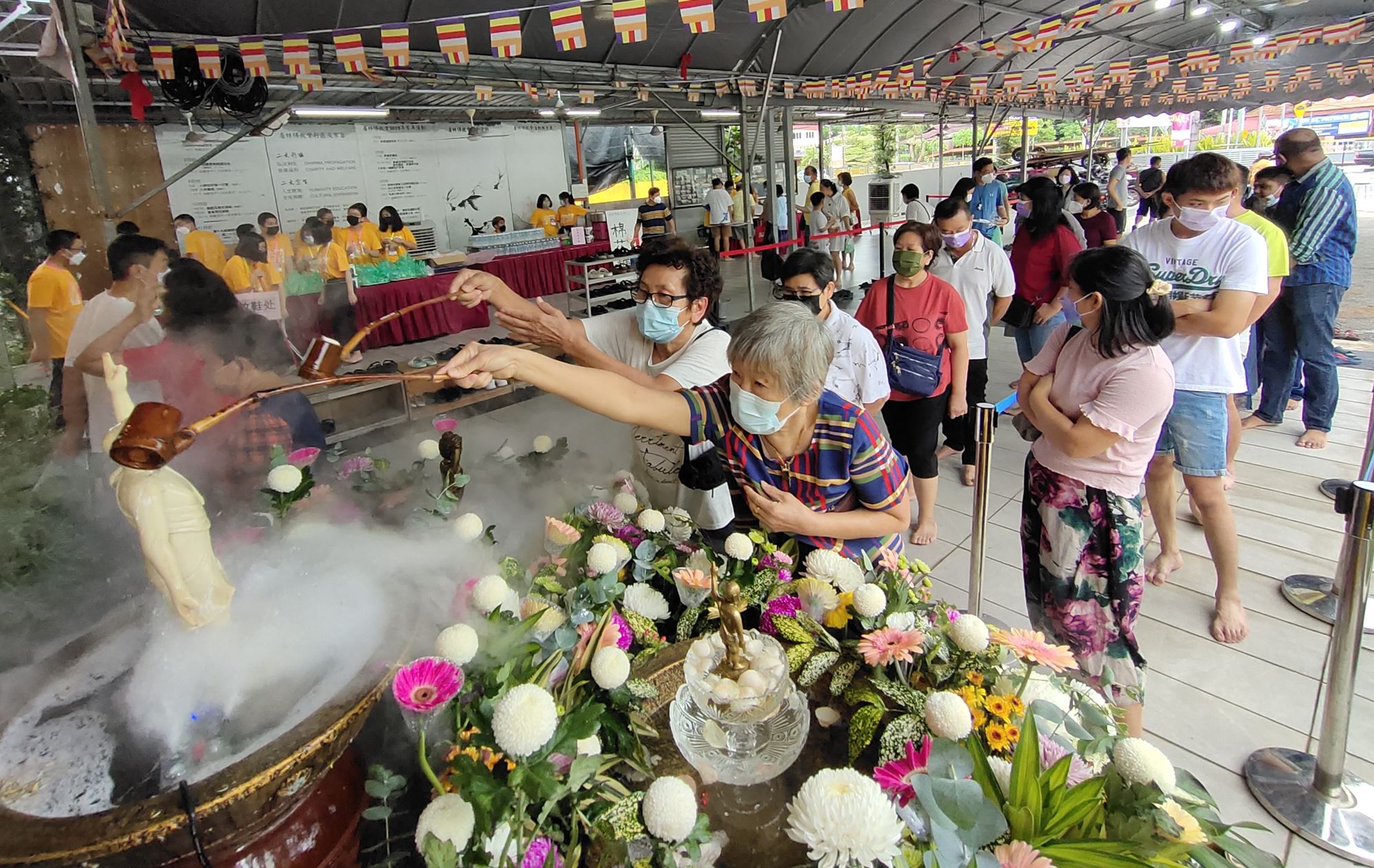 (大北马)居林佛教会因疫情阔别2年的卫塞节庆典后今日在新常态下重办